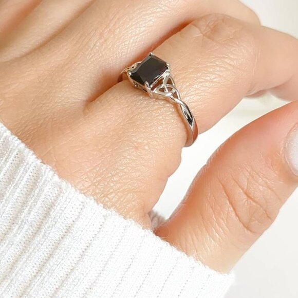 Sterling Silver Black Onyx Celtic Ring, Sterling Silver Women Ring, Love Friends - Picture 8 of 9